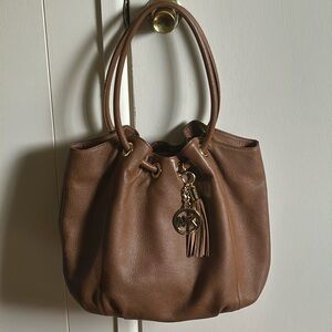 Michael Kors Soft Leather Shoulder Bag 18”x12” Color:Caramel-Excellent condition